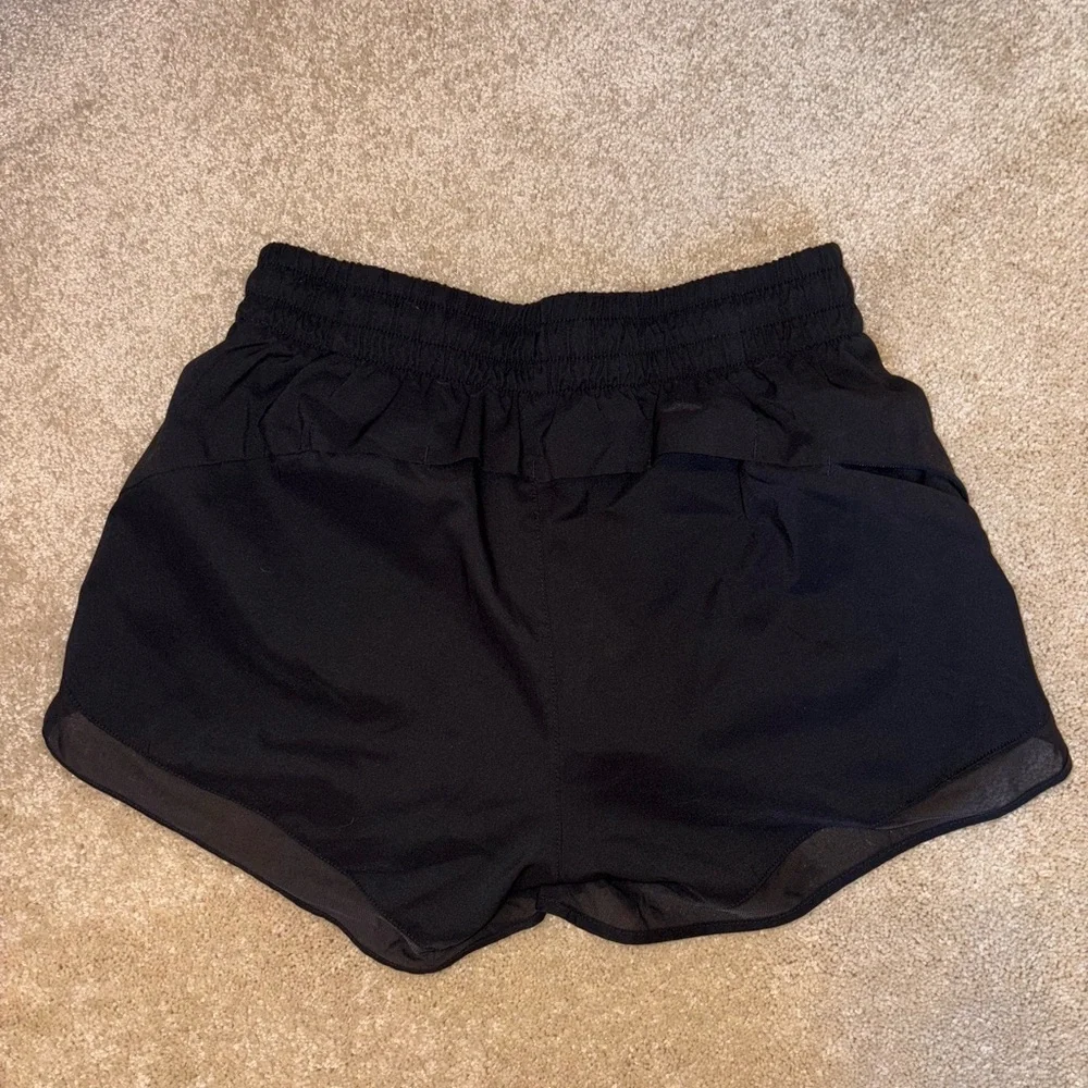 Mesh Racer Run Mid Rise 4 Short (XS) - Picture 6 of 7